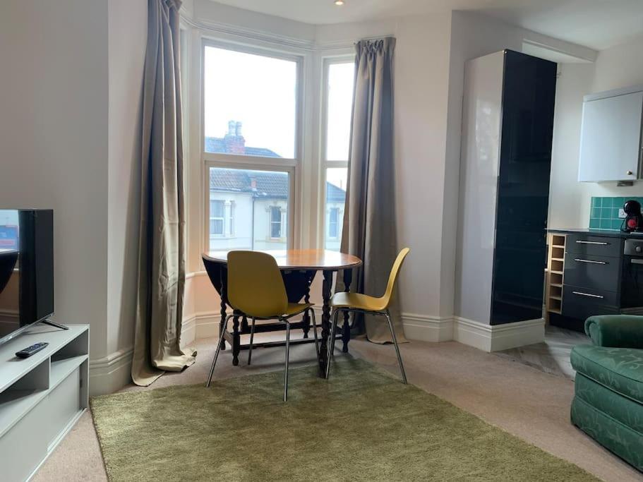 Central 2 Bed Flat. Free Parking Bristol Exteriér fotografie